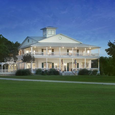 Rose Hill Retreat Aaa Four Diamond Inn Stonewall Bagian luar foto
